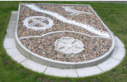  ......gebaut aus selber gefertigten Betonteilen